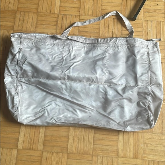 Lululemon Large Extendable Practice & Prop bag - Picture 1 of 7
